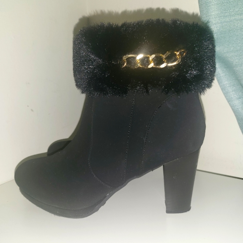 Women's boots